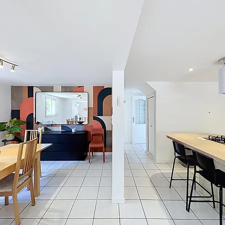 Carolina & Air Conditioning - 17 Minutes From Futuroscope Villa *
