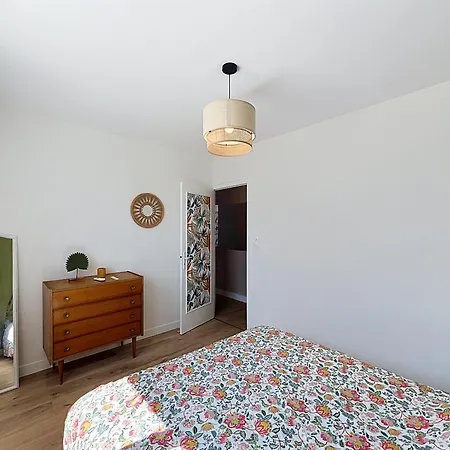 Carolina & Air Conditioning - 17 Minutes From Futuroscope Naintre