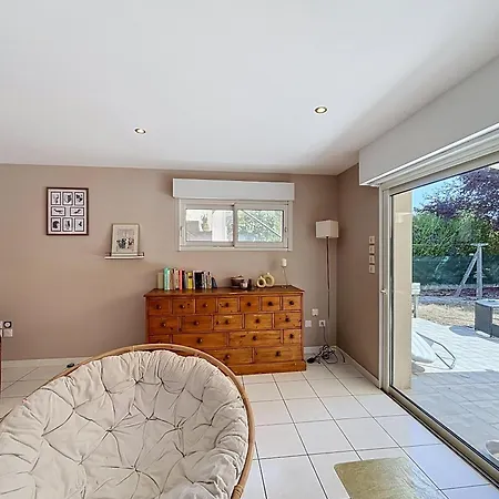 Carolina & Air Conditioning - 17 Minutes From Futuroscope Villa *