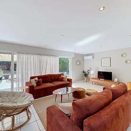 Villa Carolina & Air Conditioning - 17 Minutes From Futuroscope Naintre