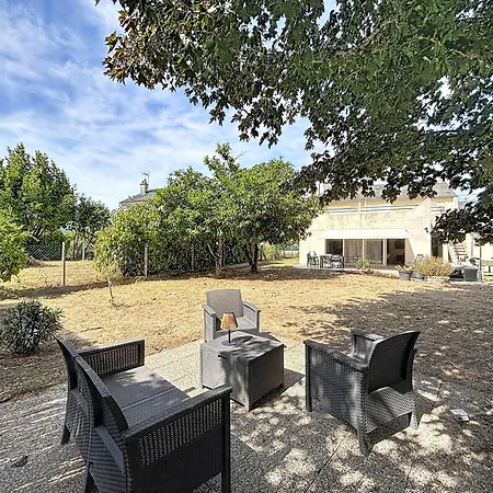 Carolina & Air Conditioning - 17 Minutes From Futuroscope *